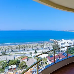 Hotel Monte-carlo, Wlora
